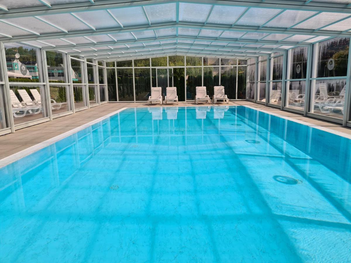 Отель Osrodek Sea Star Premium Сарбиново Экстерьер фото